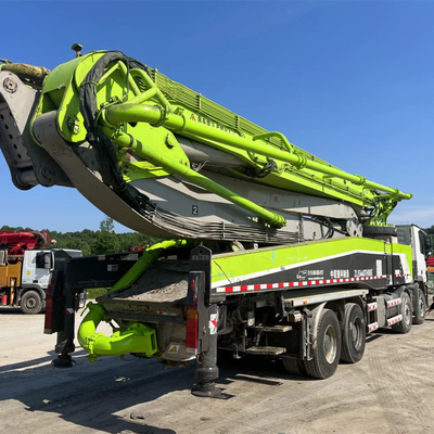 47 50 52 Meter Bekas Truk Pompa Beton Diesel 400L 300kW
