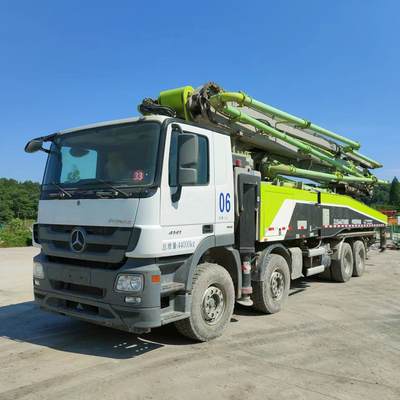 Pompa Beton Truk Bekas Terpasang Pompa boom beton 49m Motor Diesel Listrik