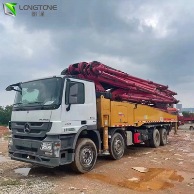 Schwing HB39V Digunakan Truk Pompa Beton Truk Dipasang 39 Meter