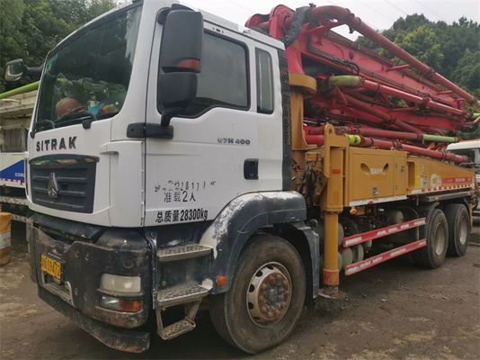 Konstruksi Pompa Beton Truk Bekas Putzmeister Boom Pump Dengan Remote Control