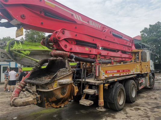 Konstruksi Pompa Beton Truk Bekas Putzmeister Boom Pump Dengan Remote Control
