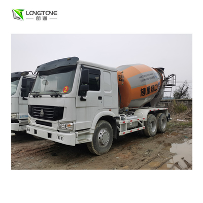Sinotruck Howo Menggunakan Truk Pengaduk Beton