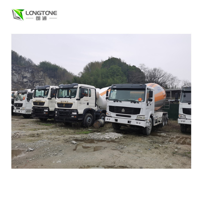 Sinotruck Howo Menggunakan Truk Pengaduk Beton