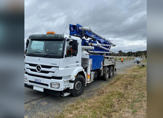 Truk Pompa Beton Boom Artikulasi HB56K 56m Merek Teratas