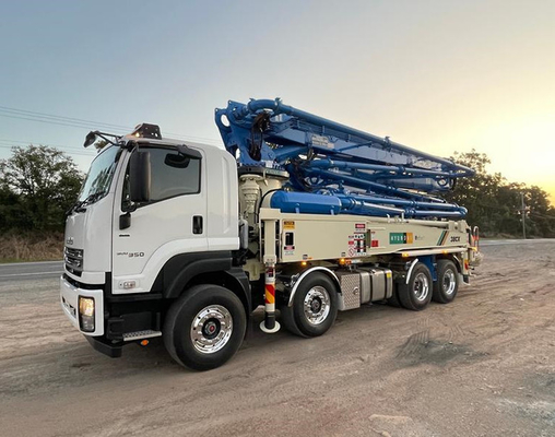 Pompa Beton Truk Kuning Bekas dengan Jarak 24-36 M Tekanan 6-6,6 MPa